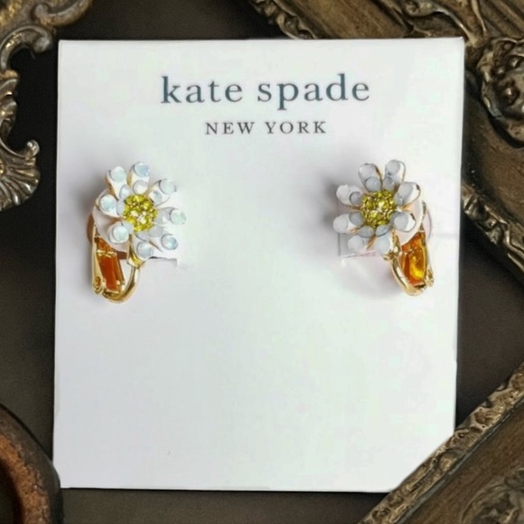 KATE SPADE • Dazzling Daisies Daisy Flower Clip On Earrings - Picture 4 of 4